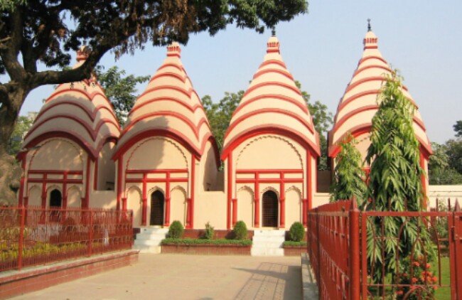 নিরঞ্জন সাহার সুস্থতা কামনায় আজ মহানগর পূজা পরিষদের  প্রার্থনা