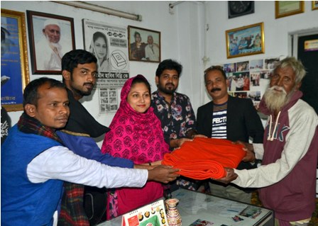 মানুষের সেবা করাও ইবাদত-বিন্নি