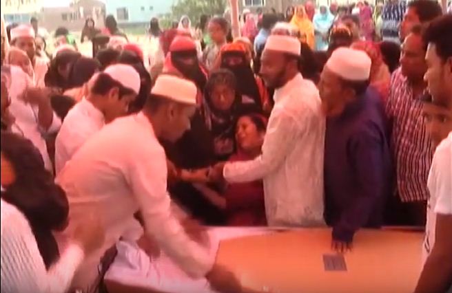 সন্ত্রাসীর গুলিতে নিহত ওমর ফারুকের দাফন সম্পন্ন