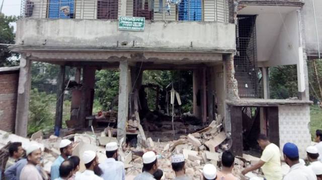 রুপগঞ্জে গ্যাস সিলিন্ডার বিস্ফোরনে নিহত ২॥ আহত ৪