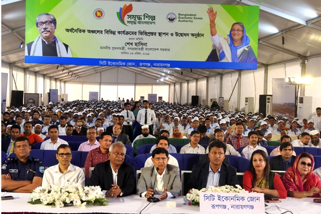 প্রধানমন্ত্রীর বলিষ্ট নেতৃত্বে একের পর এক উন্নয়নে দেশ এগিয়ে যাচ্ছে-বস্ত্র ও পাট মন্ত্রী গাজী