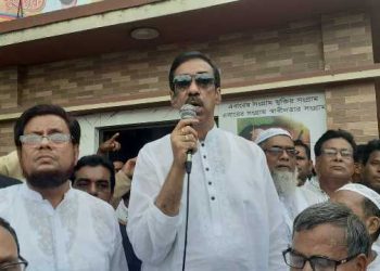 কর্মীদের গায়ে আঁচড় পড়লে নারায়ণগঞ্জে আগুন জ্বলবে-শামীম ওসমান