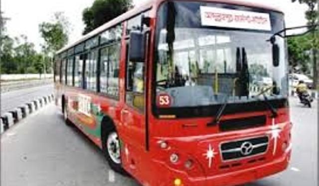 রূপগঞ্জে গাউছিয়া টু কুড়িল বিশ্বরোড পর্যন্ত বিআরটিসি বাস চলাচল বন্ধ