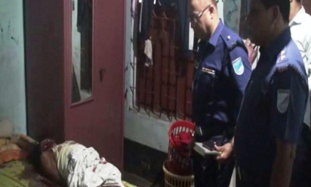 ফতুল্লায় নৈশ প্রহরীকে গলাকেটে হত্যা