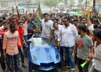 শামীম ওসমানের জনসভায় হিমেলের তাক লাগানো বিশাল শো ডাউন