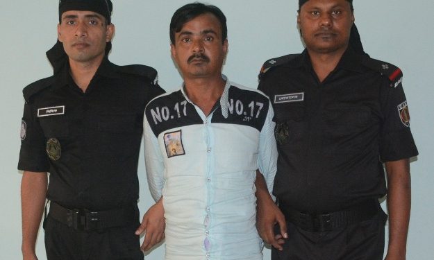 রুপগঞ্জে শিশু ধর্ষনকারী লিটন গ্রেফতার