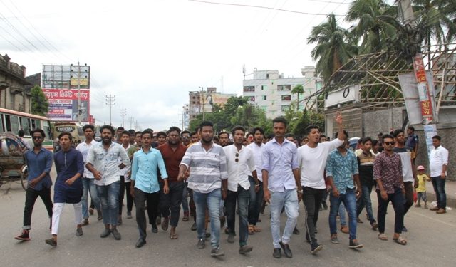 জনসভায় ছাত্রলীগ নেতা প্রান্ত’র বিশাল মিছিল