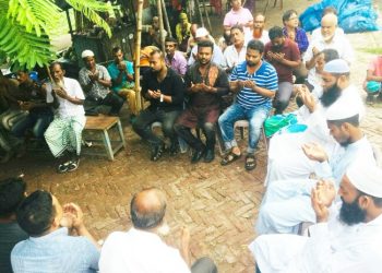 অয়ন ওসমান বাবা হওয়ায় মিস্টি বিতরণ ও দোয়া মাহফিল অনুষ্ঠিত