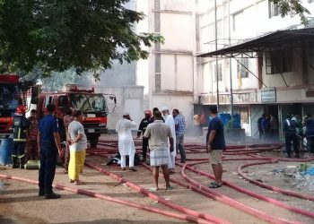 সিদ্ধিরগঞ্জে গার্মেন্টসে রহস্যজনক অগ্নিকান্ড দশ কোটি টাকার ক্ষতি