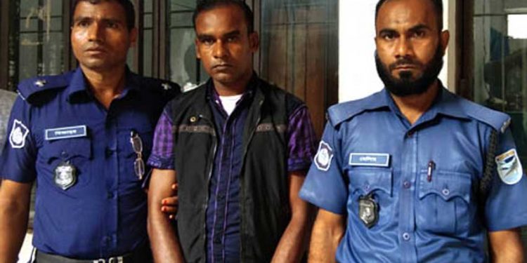 সিদ্ধিরগঞ্জে কিশোরী ধর্ষন ও অপহরনের আসামীর এক দিনের রিমান্ড মঞ্জুর