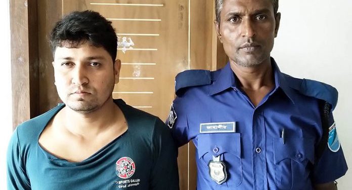 সিদ্ধিরগঞ্জে গার্মেন্টস কর্মীকে ধর্ষনের অভিযোগে রাসেল গ্রেফতার