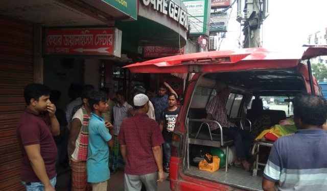 কেয়ার হাসপাতালে ভূল চিকিৎসায় নারীর মৃত্যু