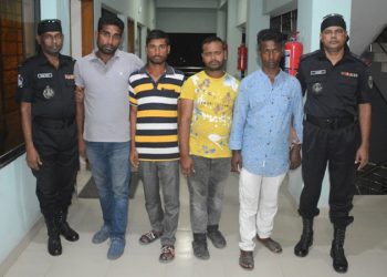 কাঁচপুরে ৪ পরিবহন চাঁদাবাজ গ্রেফতার