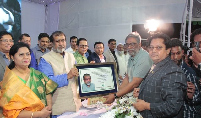 হোসিয়ারী শিল্প থেকে শিশু শ্রম বন্ধের তাগিদ সেলিম ওসমানের