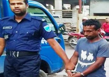পুলিশ ফাঁড়ি থেকে পালালো আসামী