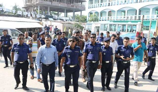 রুপগঞ্জে ইউপি নির্বাচনের শান্তি শৃঙ্খলা বজায় রাখতে মাঠে এসপি হারুন