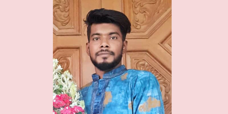 বন্দরে গৃহবধুকে শ্লীলতাহানী করলো মহানগর ছাত্রলীগ নেতা সুস্মিত বাহিনী