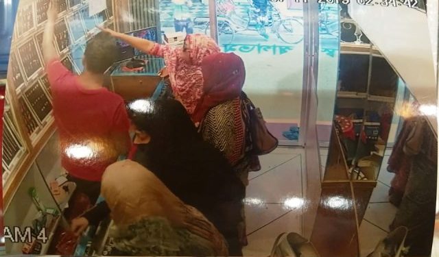 কালীরবাজারে দুর্ধর্ষ চুরির ঘটনায় আসামী আটক হলেও এখনো উদ্ধার হচ্ছেনা ৭০ ভরি স্বর্ন