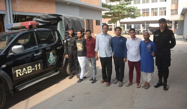 রূপগঞ্জে আন্তর্জাতিক নারী পাচারকারী চক্রের ৬ সদস্য আটক