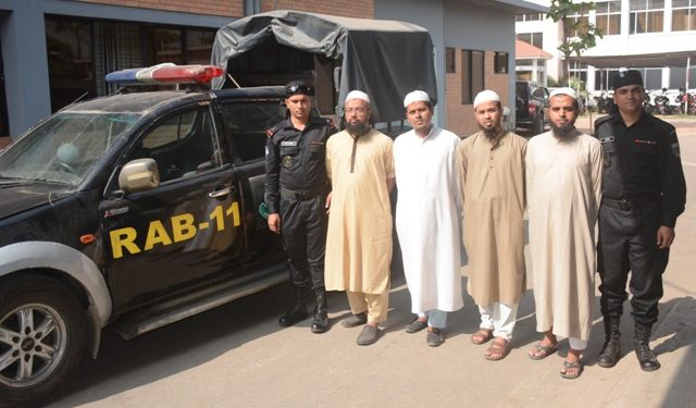 র‌্যাব-১১’র অভিযানে জেএমবির ৪ সদস্য গ্রেফতার