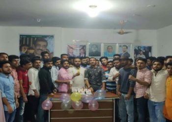 অয়ন ওসমানের জন্মদিনে সিদ্ধিরগঞ্জে যুবলীগ ও ছাত্রলীগের উদ্যোগে দোয়া