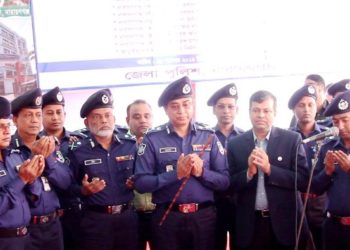 নারায়ণগঞ্জ পুলিশের ৮টি উন্নয়ন প্রকল্পের উদ্বোধন করলেন আইজিপি