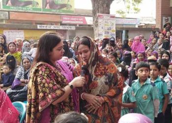 ফতুল্লায় শত শত মায়েদের নিয়ে মা সমাবেশ করলেন ইউএনও