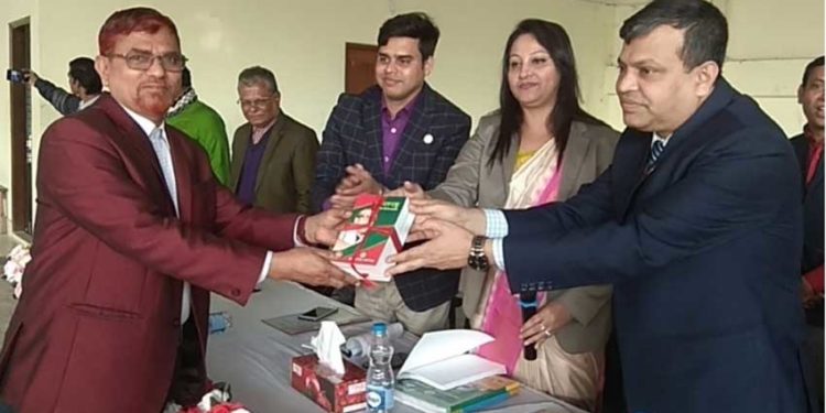 অক্ষর জ্ঞান দানের মাধ্যমে দেশের নিরক্ষরতা দূর হবে-জসিম উদ্দিন