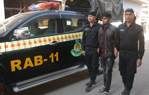 সিদ্ধিরগঞ্জে গাঁজা সহ যুবক আটক