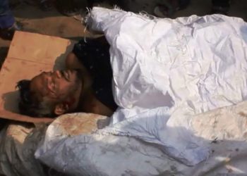 রুপগঞ্জে ট্রাক ও প্রাইভেটকারের মুখোমুখি সংঘর্ষে নিহত-২