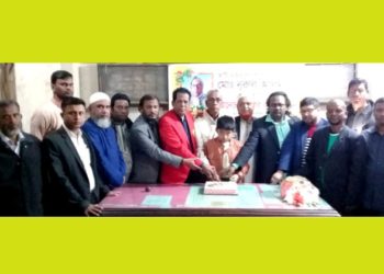 কবি নূরুল আলমের ৭১ তম শুভ জন্মদিন পালন করলেন ভক্তরা