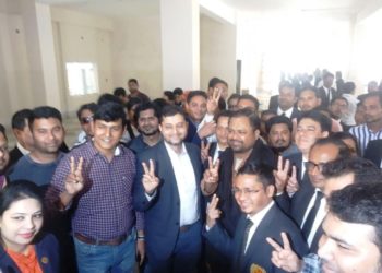 মহসীন-মাহবুব প্যানেলের প্রচারণায় নেতৃবৃন্দ