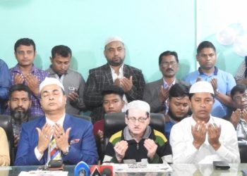 মন্ত্রী গাজীর রোগমুক্তি কামনায় রূপগঞ্জ প্রেসক্লাবে দোয়া