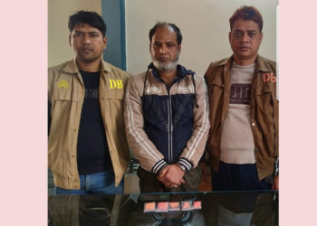 সিদ্ধিরগঞ্জে ৩৭০ পিছ ইয়াবাসহ মাদক ব্যবসায়ী আটক