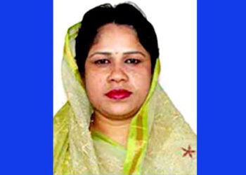 পুলিশকে মারধরে আটক ফাতেমা মনির অতপর মাফ চেয়ে মুচলেকায় মুক্তি