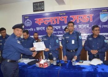 জেলার শ্রেষ্ঠ ওসি আসলাম