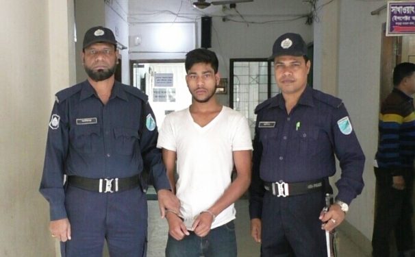 ফতুল্লায় ৪র্থ শ্রেণির ছাত্রীকে ধর্ষণের অভিযোগে গ্রেফতার-১