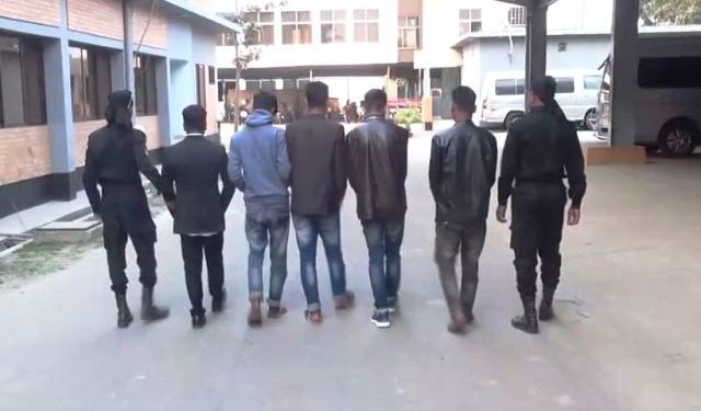 ভূয়া প্রশ্নফাঁস চক্রের পাঁচ সক্রিয় সদস্য গ্রেফতার