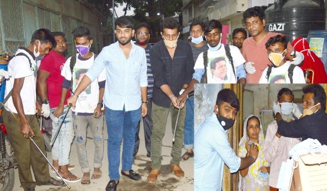 করোনা ভাইরাস প্রতিরোধে স্যানিটাইজার ও মাস্ক বিতরণ করলেন কাউন্সিলর বাবু