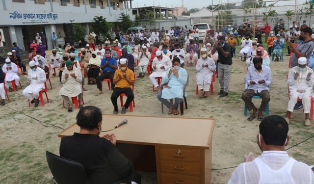 নাসিম ওসমানের মৃত্যু বার্ষিকীতে ৫০ হাজার কেজি চাল হস্তান্তর করলেন সেলিম ওসমান