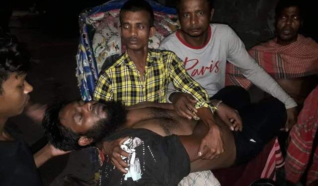 বন্দরে বিস্ফোরনের ঘটনায় ৪তলা ভবনের দেয়াল ভেঙ্গে পরায় এলাকাবাসীর মাঝে আতংক