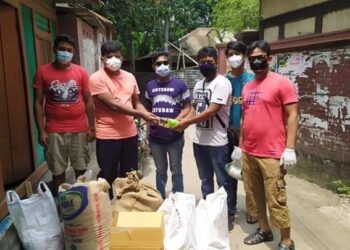 মুন্সীগঞ্জে সাংবাদিকদের ঈদ উপহার দিলেন যুবলীগ নেতা মিথুন