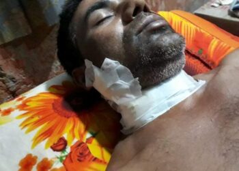 আড়াইহাজারে জুয়া খেলায় বাঁধা দেওয়ায় যুবলীগ নেতাকে কুপালো তরুণলীগের সভাপতি