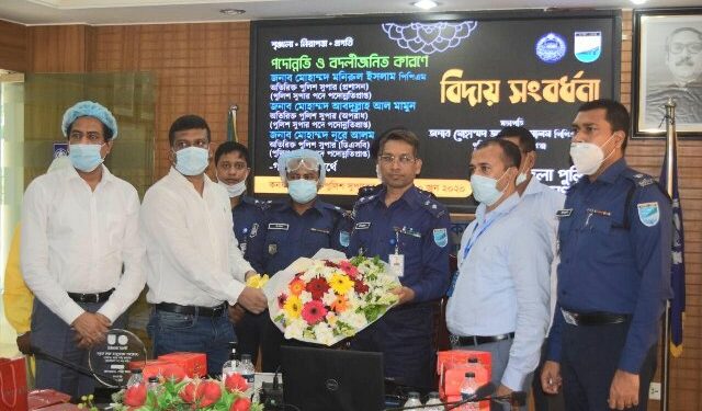 এসপি পদোন্নতি প্রাপ্ত নারায়ণগঞ্জের তিন এএসপি’কে বিদায় সংবর্ধনা