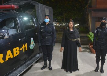 ফতুল্লায় হোরোইন সহ পিংকি গ্রেফতার