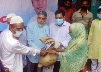 সোনারগায়ে ৪৪৪ জন পরিবারকে প্রধানমন্ত্রী’র উপহার সামগ্রী বিতরণ