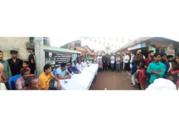 ওসমান পরিবারের সুস্থ্যতায় ও মসজিদ বিস্ফোরণে নিহতদের জন্য শাহীনের দোয়া