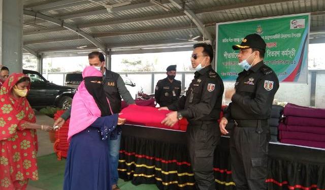 বঙ্গবন্ধুর জন্মশত বার্ষিকী উপলক্ষ্যে ‘‘র‌্যাবের উদ্যোগে শীতার্তদের মাঝে শীতবস্ত্র বিতরণ