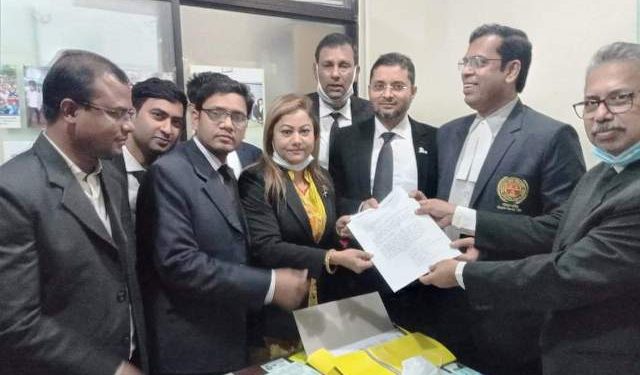 মনোনয়নপত্র সংগ্রহ করলেন জেলা আইনজীবী সমিতির সভাপতি মোহসীন মিয়া