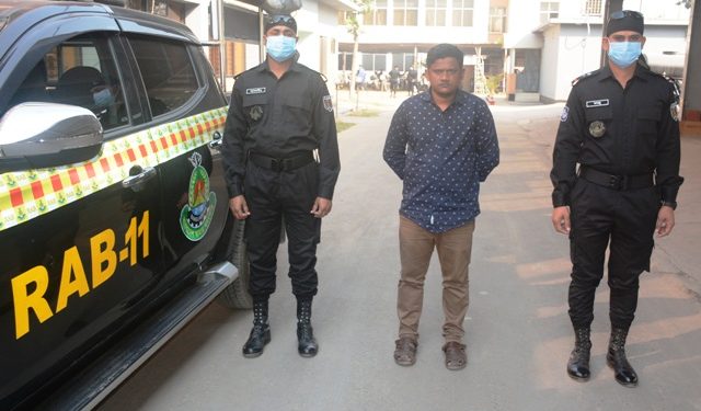 সিদ্ধিরগঞ্জে রং মিস্ত্রি পেশার আড়ালে মাদক ব্যবসা অতঃপর গ্রেফতার